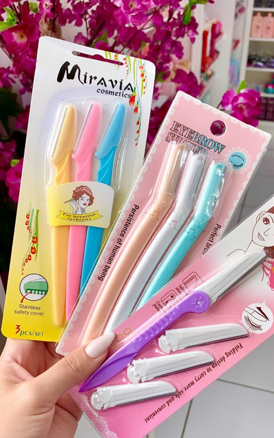 Kit Maquiagens e cuidados pessoais Melissa 7 ITENS