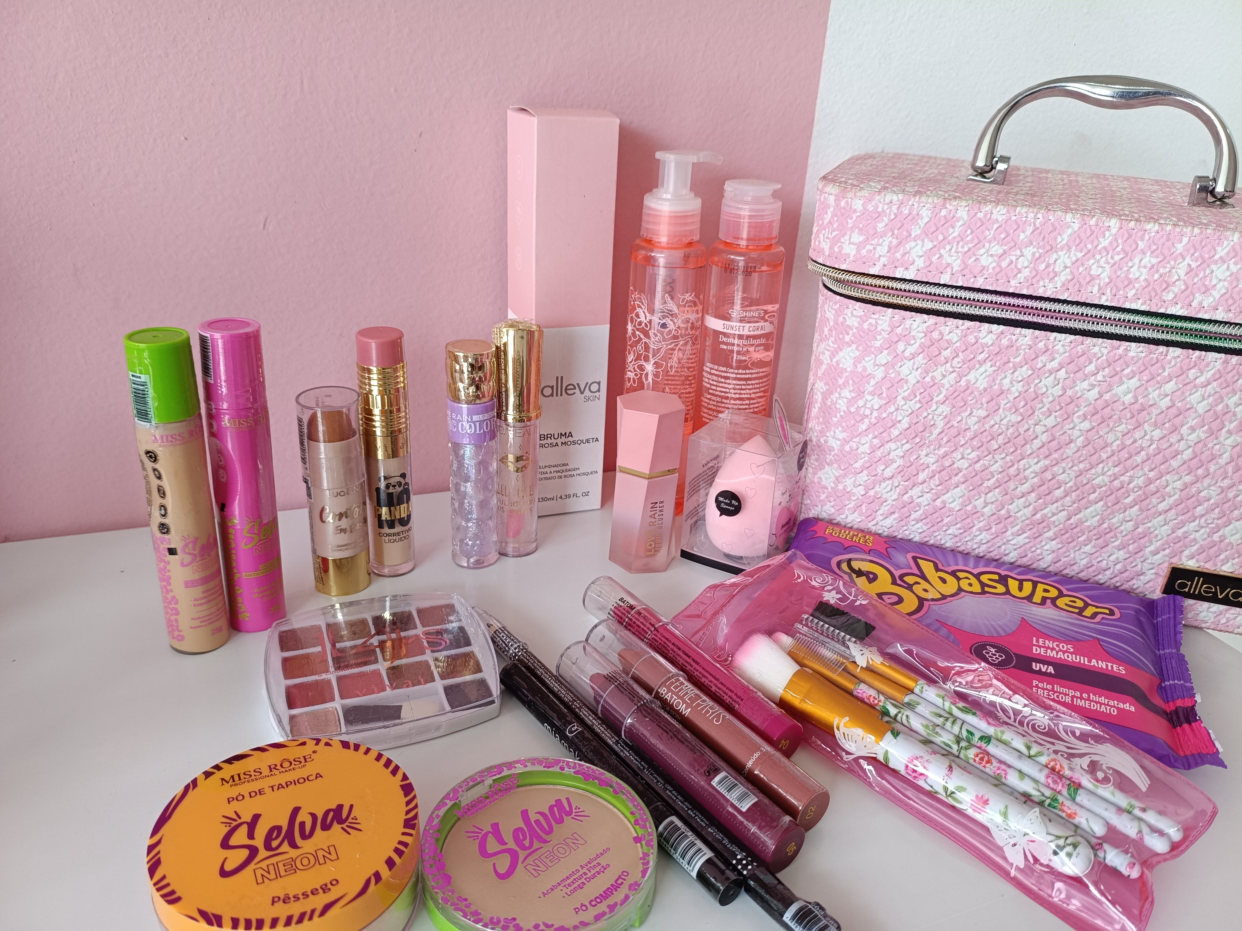 Kit completo De makes com Maleta